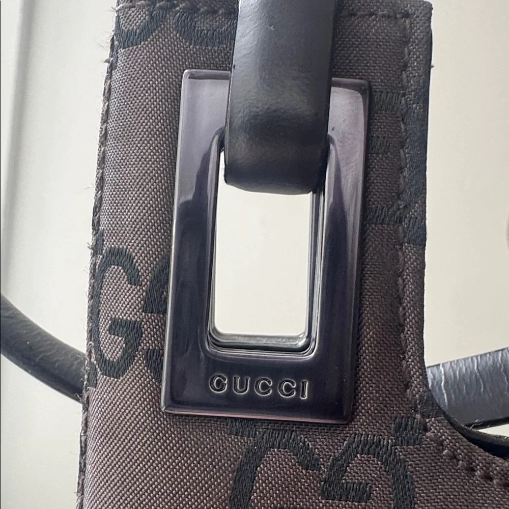 GUCCI GG Monogram Canvas Shoulder Bag Vintage Y2K Gucci Purse Classic Handbag